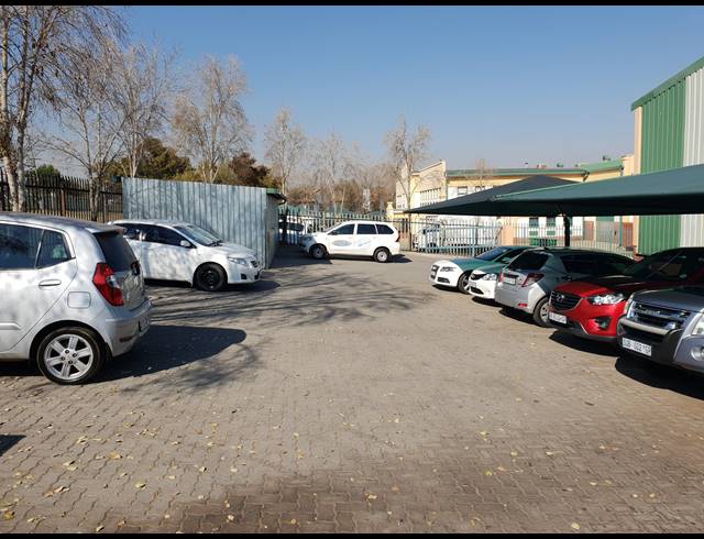 893M² WAREHOUSE SOLD IN LINBRO PARK